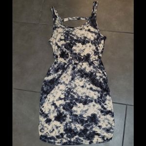 Sparkle & Fade OU Dress